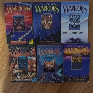 Warriors: The New Prophecy Book Set(soft books )